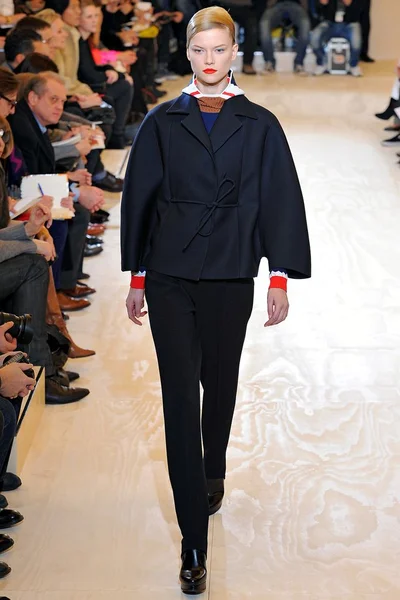Look 2